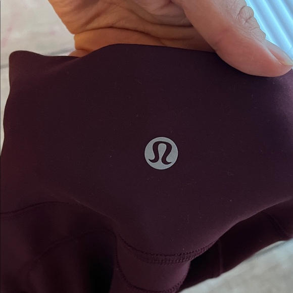 Lululemon High Rise Pocket Leggings Wine Red | Size 8 - Picture 2 of 7